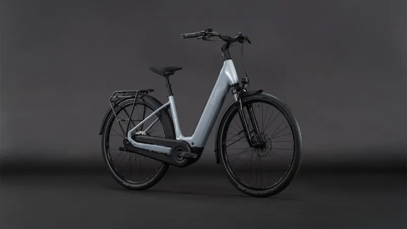 Cube Supreme Hybrid Comfort One 600 Easy Entry Electric Hybrid Bike 2026 in Foggrey/Reflex-7