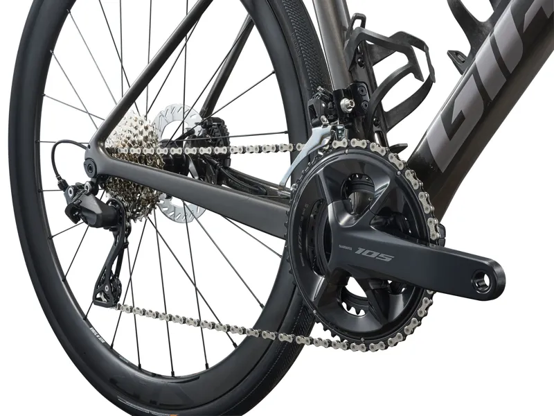 Giant Defy Advanced Pro 2 Road Bike 2026 in Stealth Chrome-2