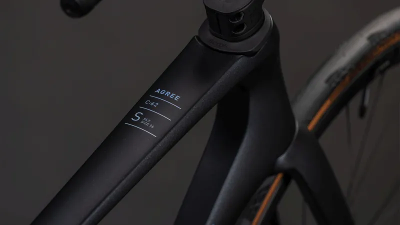 Cube Agree C:62 SLX Road Race Bike 2026 in Nightshift'/Prism-1