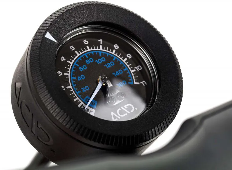 Acid Floor Pump Race in Black-1