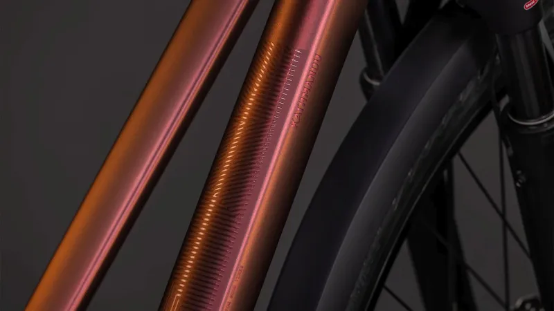 Cube Kathmandu Pro Trapeze Hybrid Bike 2026 in Sunglow/Prizm-2