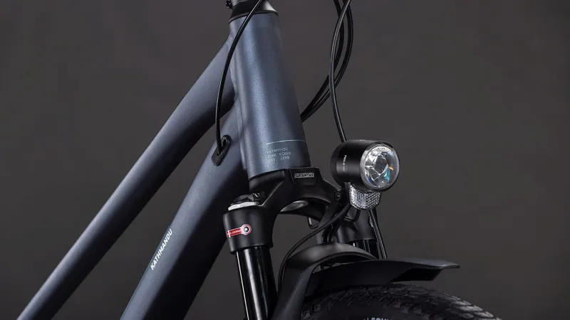 Cube Kathmandu Exc Trapeze Hybrid Bike 2026 in Metallicgrey/Chrome-5