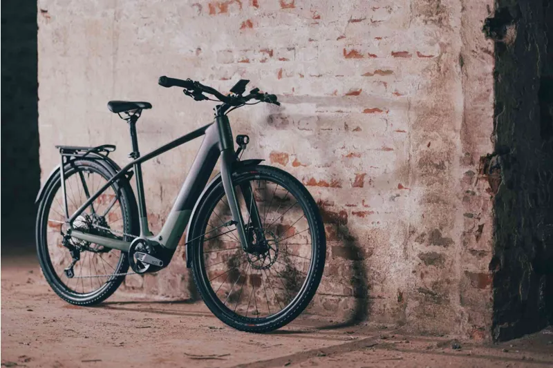 Cube Kathmandu Hybrid SLX 400X 2025 Electric Bike in Stellar/Origanogreen-7