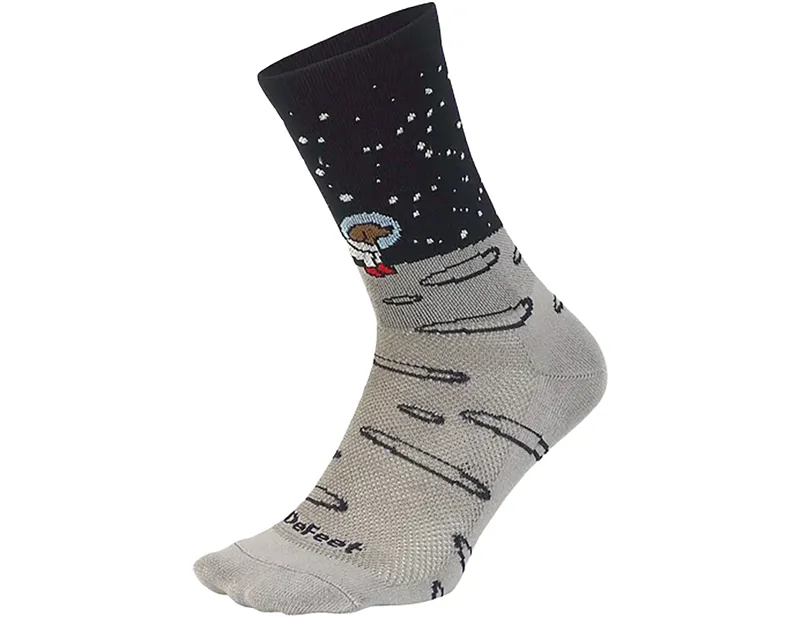 Defeet Aireator 6inch Moon Dog Socks in Blue