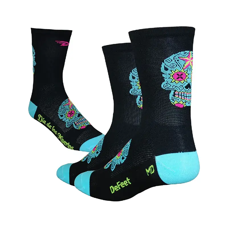 Balfes Bikes Defeet Aireator 6inch Sugar Skull Socks in Blue | Free postage over £30, £10 off first order, price match & 0% finance.
