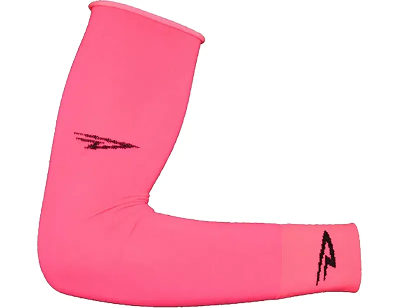 Balfes Bikes Defeet Armskin D-Logo Arm Warmers in Pink | Free postage over £30, £10 off first order, price match & 0% finance.