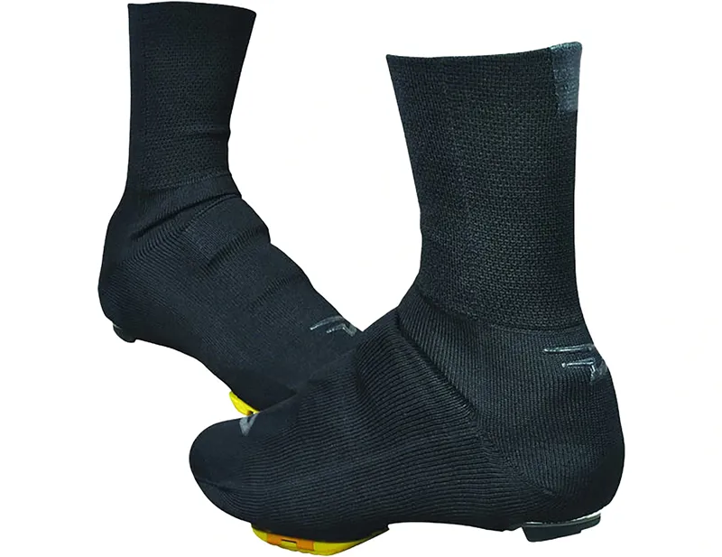 Defeet Slipstream Strada 6 inch Shoe Covers in Black