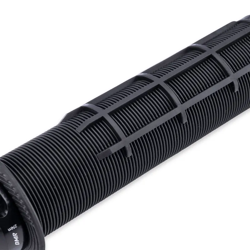 DMR Gridlock Grip in Black-2