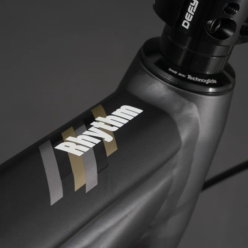 DMR Rhythm Expert 26inch Dirt Jump Bike 2026 in Metallic Grey-13