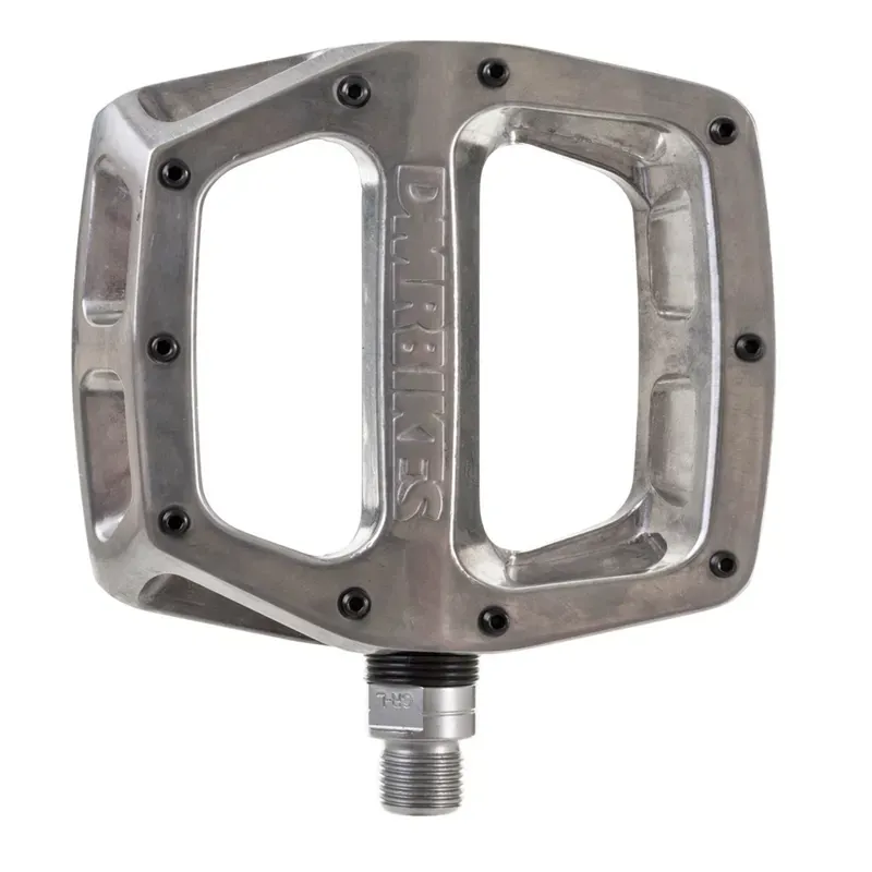 DMR V12 Flat Pedal in Polished Silver