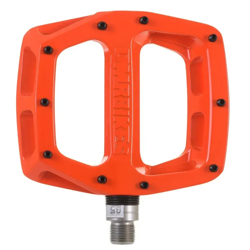 Balfes Bikes Dmr DMR V12 Flat Pedal in Tango Orange | Free postage over £30, £10 off first order, price match & 0% finance.
