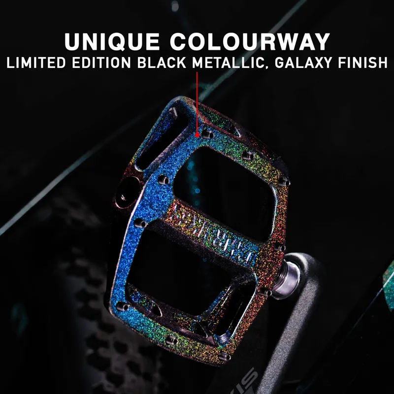 DMR V12 Special Edition Flat Pedal in Galaxy Black-6