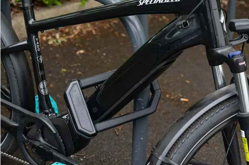 HIPLOK DX1000 D Lock with HIPLOK A1000 Wall + Ground Anchor and Hiplok XL Maximum Security-4