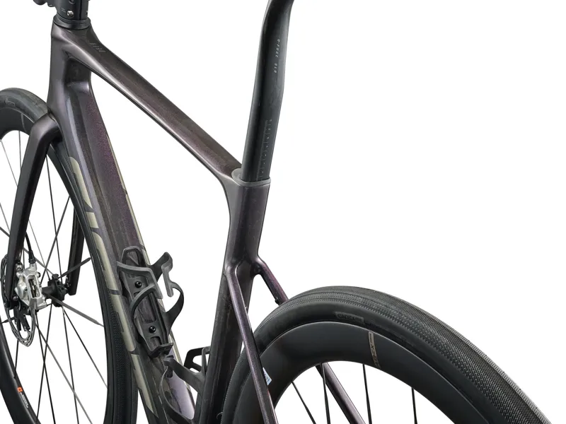 Giant Defy Advanced SL 0 Road Bike 2026 in Arctic Light-7