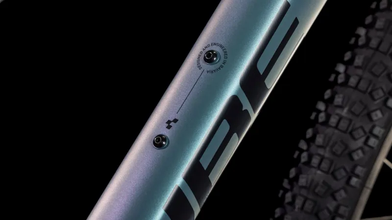 Cube Aim Pro Hardtail Mountain Bike 2025 in Shiftdust/Black-3