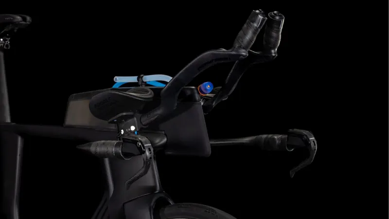 Cube Aerium C:68x SLX TT Bike 2025 in Carbon/Black-3