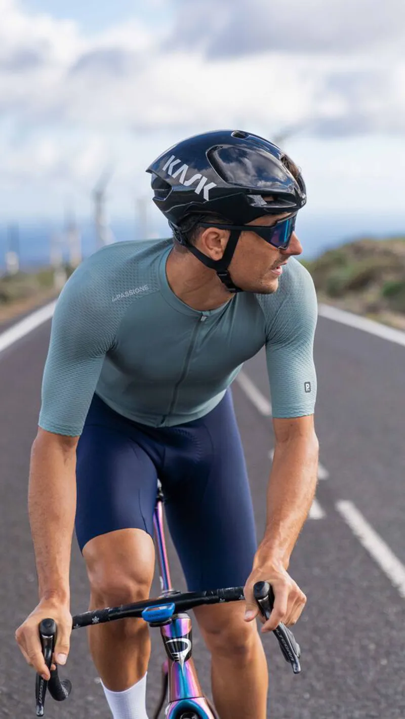 Kask Utopia Y WG11 Helmet in Black-3