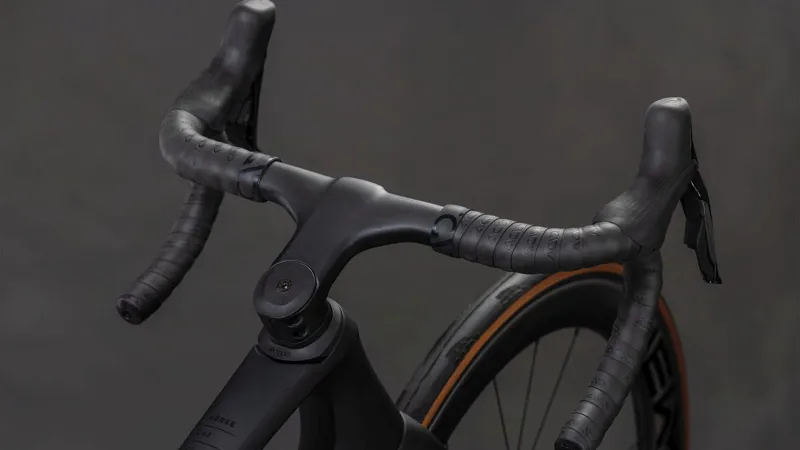 Cube Agree C:62 SLT Road Race Bike 2026 in Black-2