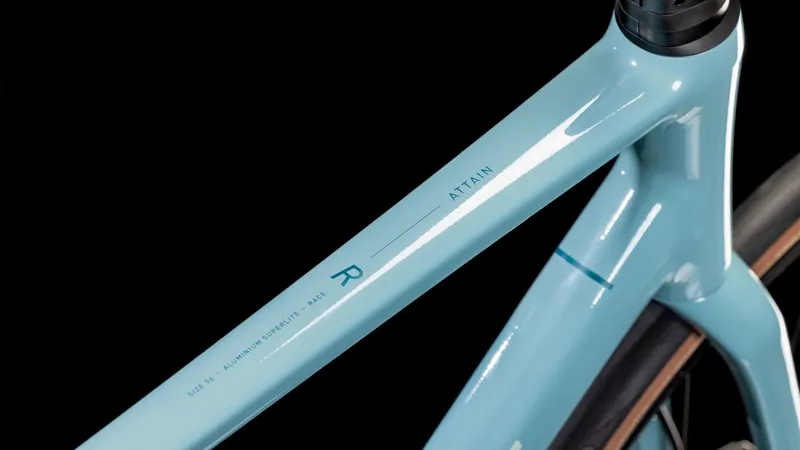 Cube Attain Race Road Bike 2025 in Tealgrey/Ice-1