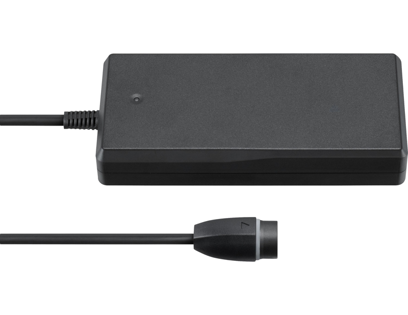 Balfes Bikes Shimano EC-EN814 Steps battery charger in black | Free postage over £30, £10 off first order, price match & 0% finance.