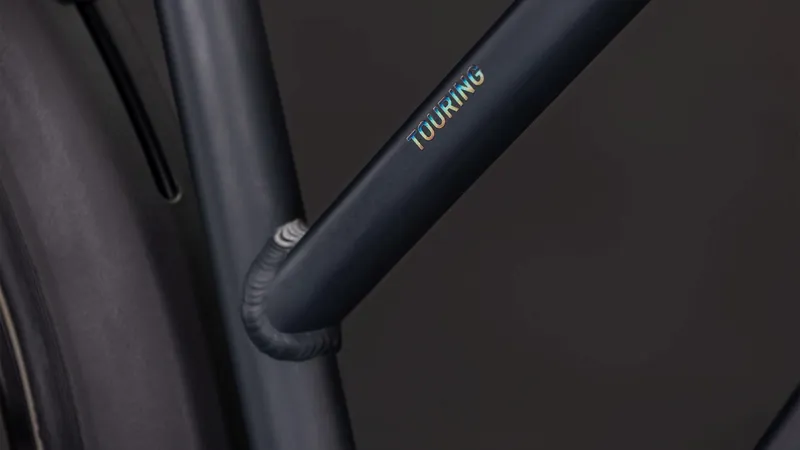 Cube Touring One Trapeze Hybrid Bike 2026 in Night/Chrome-5