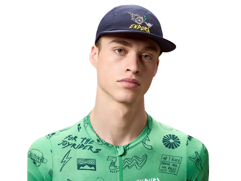 Endura 5-Panel Cap in Blue-3