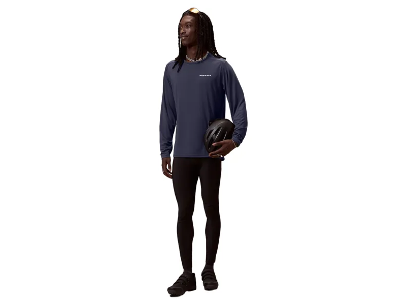 Endura Loop L/S Tech Tee in Carbon Grey-3