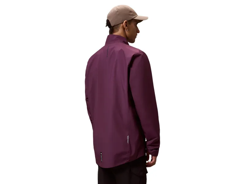 Endura Loop Rout Waterproof Jacket in Black Cherry-3