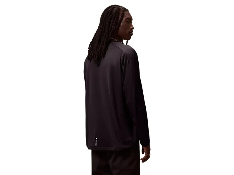 Endura Men's Alltrack Rout Cycling Fleece in Black-4