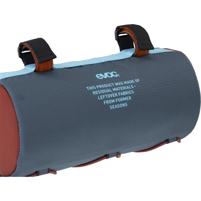 EVOC Upcycled Handlebar Roll 1.5L in Gaudy Random Colour-7