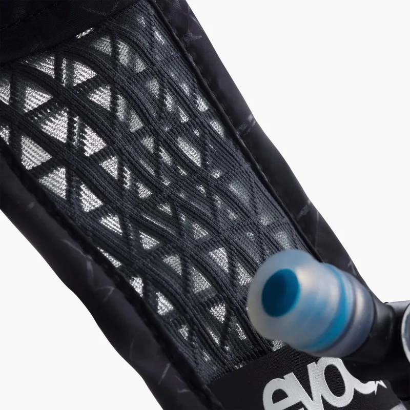 Evoc Hydro Pro Ultra 1.5L Plus Hydration Bladder 1.5L in Black-9