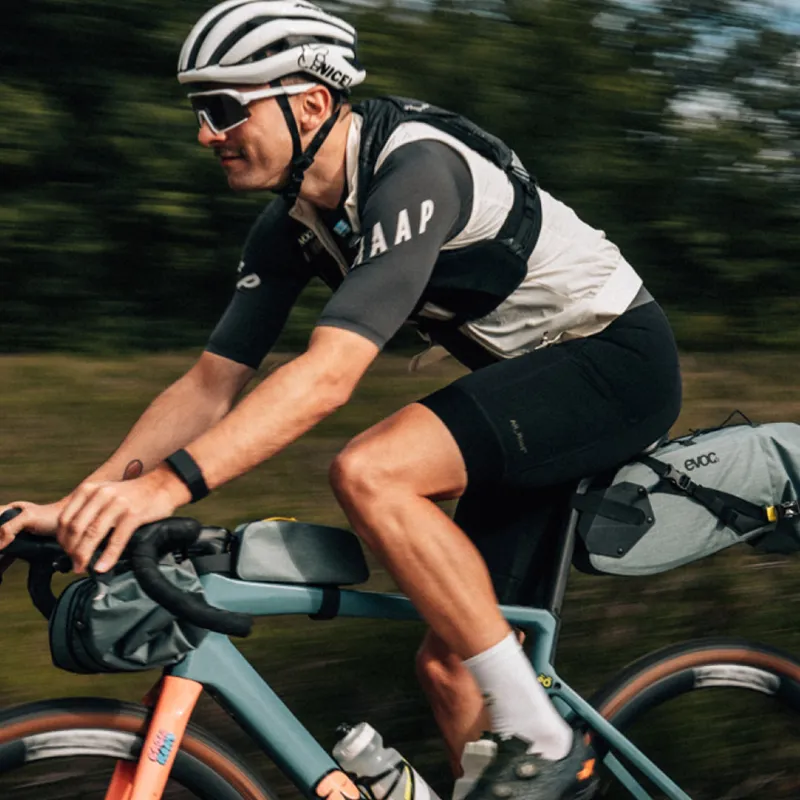 Evoc Hydro Pro Ultra 1.5L Plus Hydration Bladder 1.5L in Sand-8