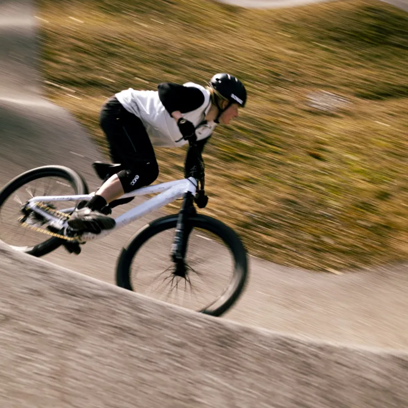 Evoc Knee Pads LS Flex Enduro in Black-11