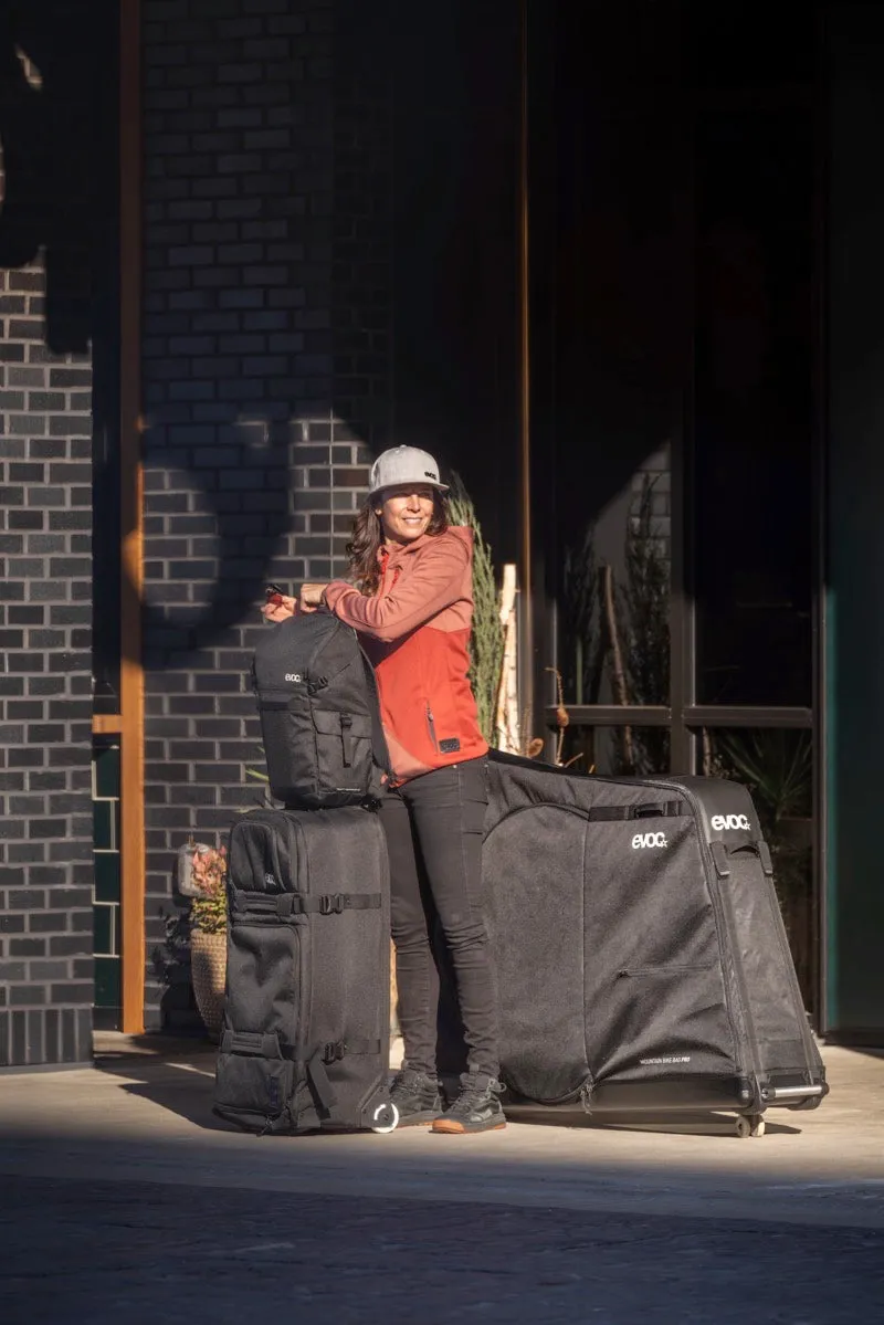 Evoc Mountain Bike Bag Pro in Black-13