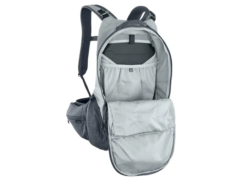 Evoc Trail Pro Protector Backpack 16L L/XL 2023 in Stone/Carbon Grey-3