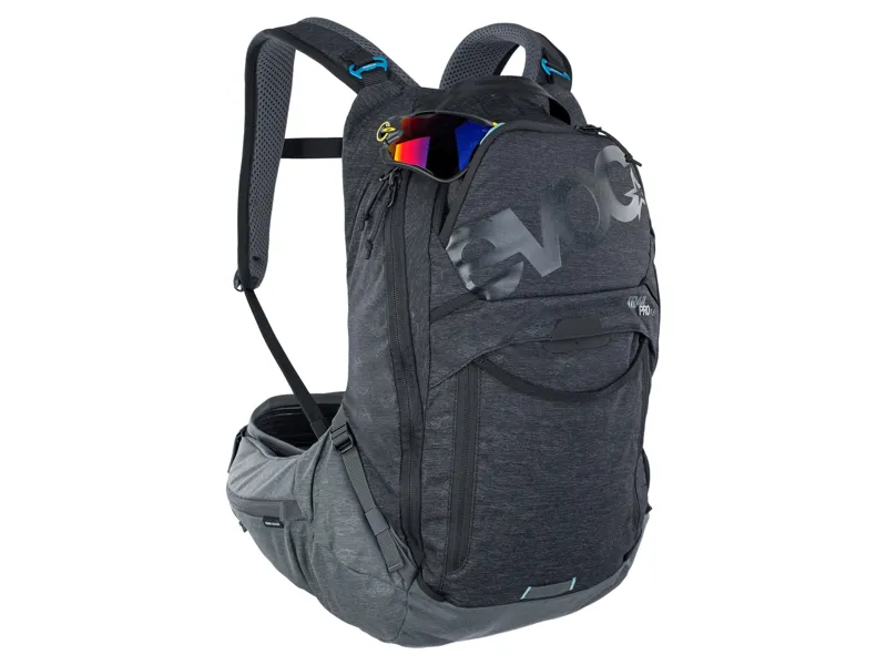 Evoc Trail Pro Protector Backpack 16L L/XL in Black/Carbon Grey-2