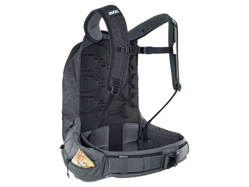 Evoc Trail Pro Protector Backpack 16L L/XL in Black/Carbon Grey-8