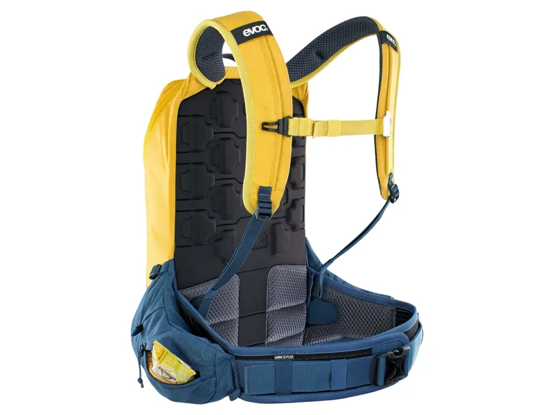 Evoc Trail Pro Protector Backpack 16L L/XL in Curry Yellow-8