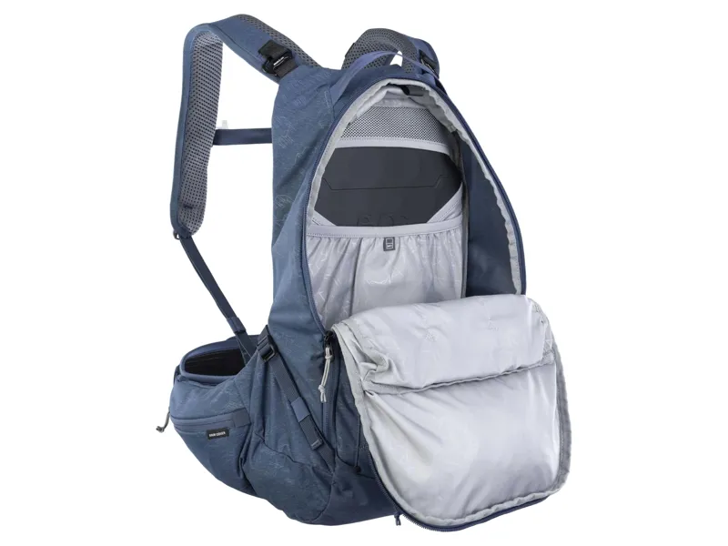 Evoc Trail Pro Protector Backpack 16L L/XL in Denim Blue-3