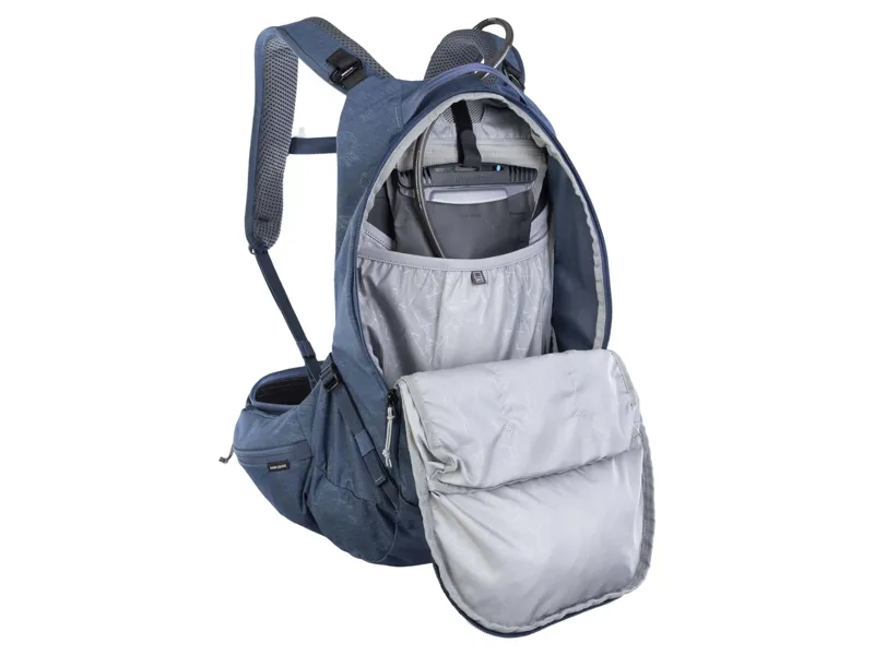 Evoc Trail Pro Protector Backpack 16L L/XL in Denim Blue-5