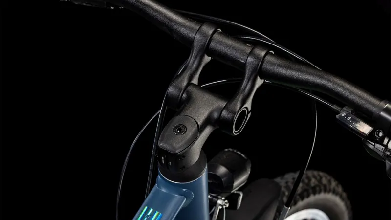 Cube Numove 240 Street 24 Inch Wheel Kids Bike 2025 in Naval Blue/Apple-2