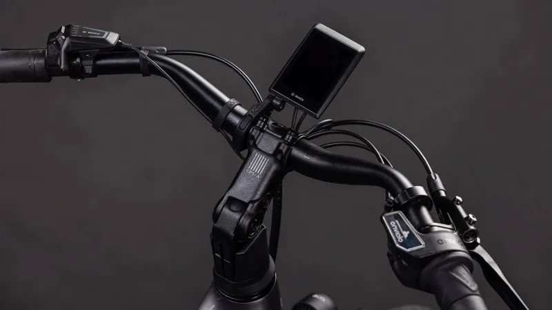 Cube Supreme Hybrid Deluxe Pro 600 EE Electric Hybrid Bike 2026 in Quicksilver-2