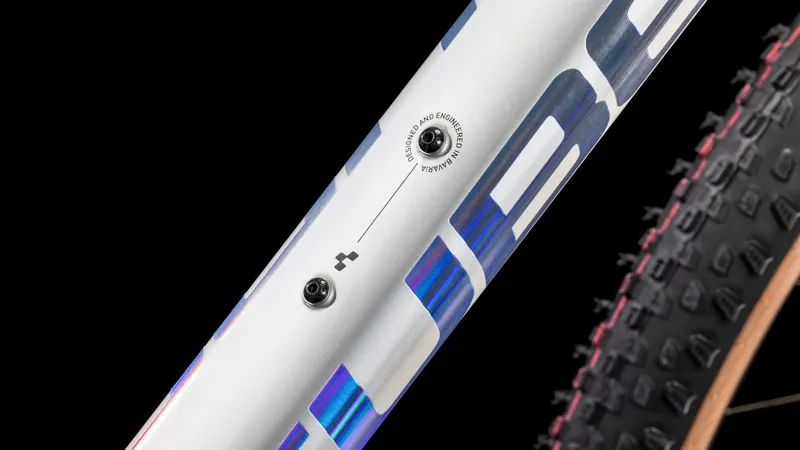 Cube Reaction c:62 Race Hardtail Mountain Bike 2025 in Sleekgrey/Prism-3