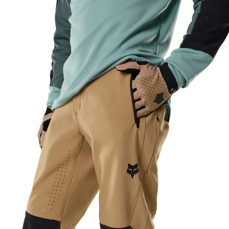 Fox Defend Pant in Brown Sugar-5