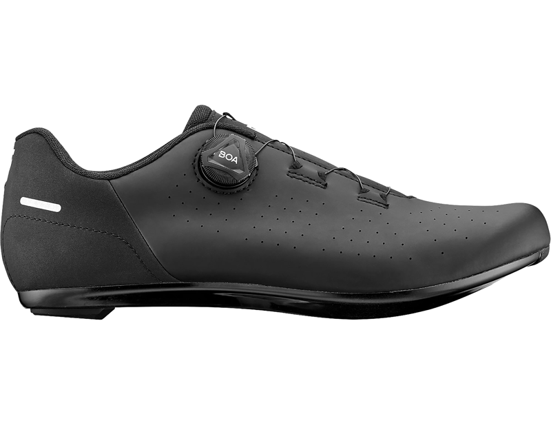 Giant Surge 3 Road Shoes in Matte Black