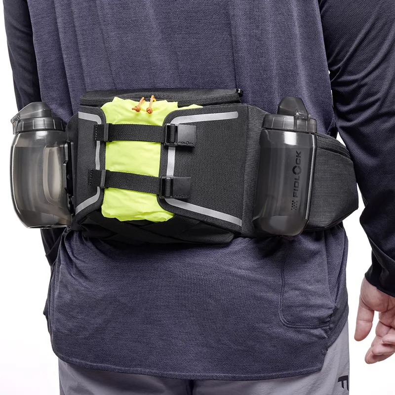 Fidlock HIP BELT Double with 450ml Bottle in Black-4