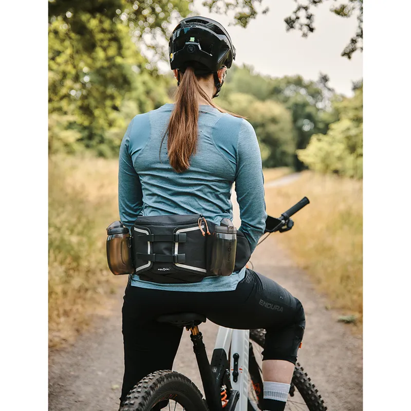 Fidlock HIP BELT Double with 450ml Bottle in Black-7