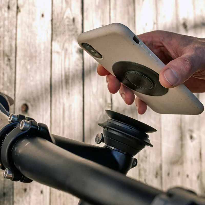 Fidlock VACUUM Uni Phone Patch Vacuum-Magnetic Mount in Black-4