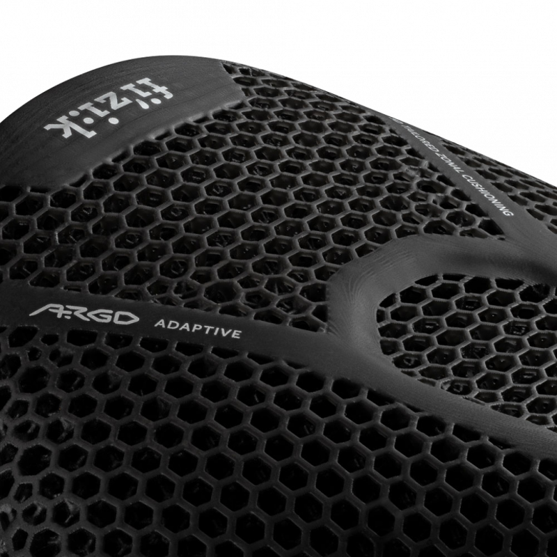 Fizik Argo Adaptive R3 Saddle in Black-5