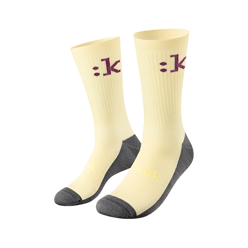 Balfes Bikes Fizik Off-road Socks in Cream | Free postage over £30, £10 off first order, price match & 0% finance.
